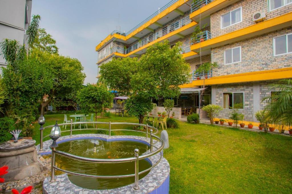 Spot On 445 New Hotel Natureland Pokhara Exterior photo
